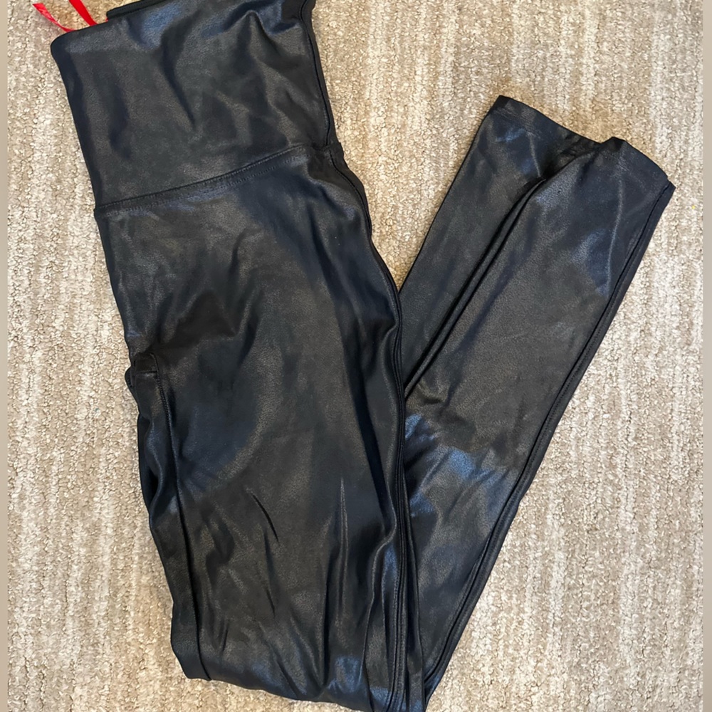 Spanx coated Legging